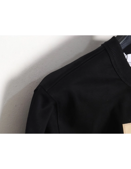 Burberry patch logo crewneck sweatshirt,Burberry Sweatshirt,Low Price High quality,legit seller