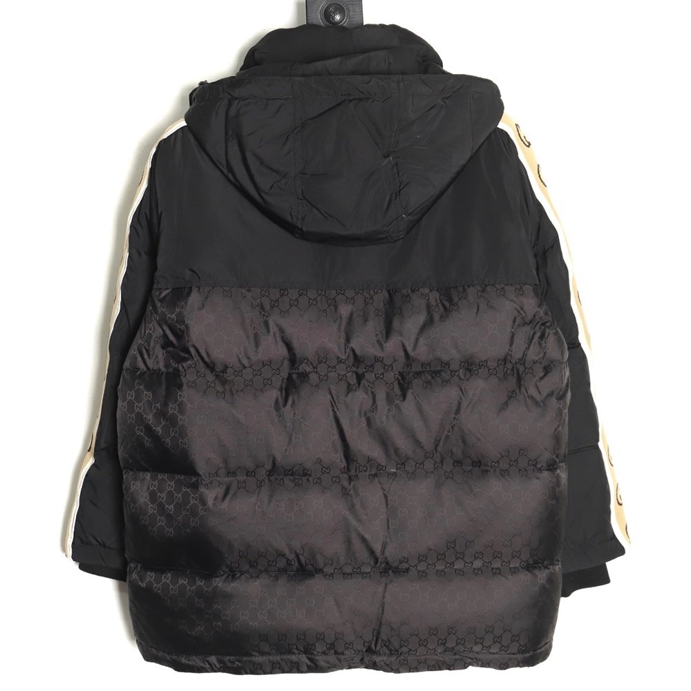 Gucci reflective G jacquard striped down jacket,buy cheap,low price and discount Gucci