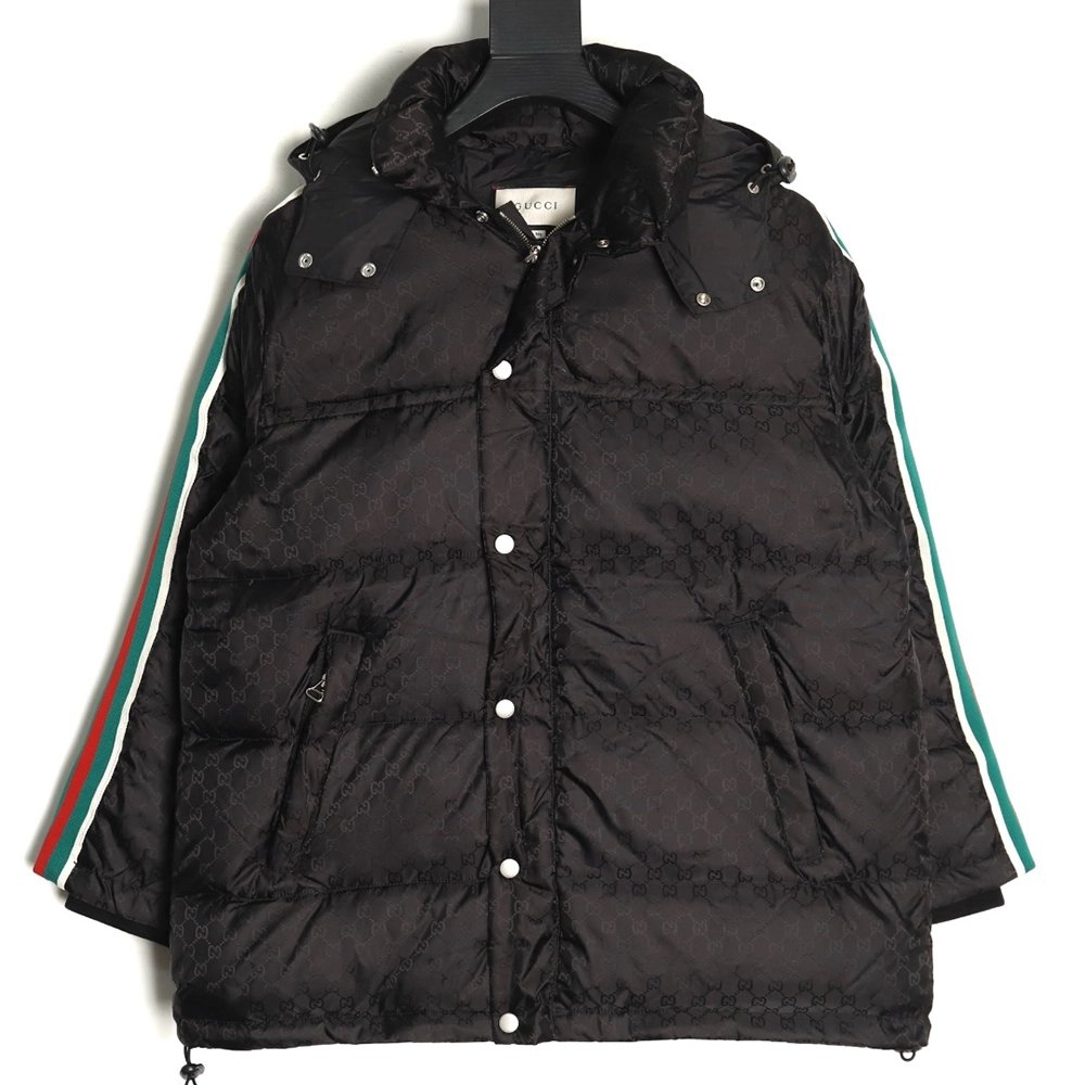 Gucci reflective G jacquard striped down jacket,buy cheap,low price and discount Gucci