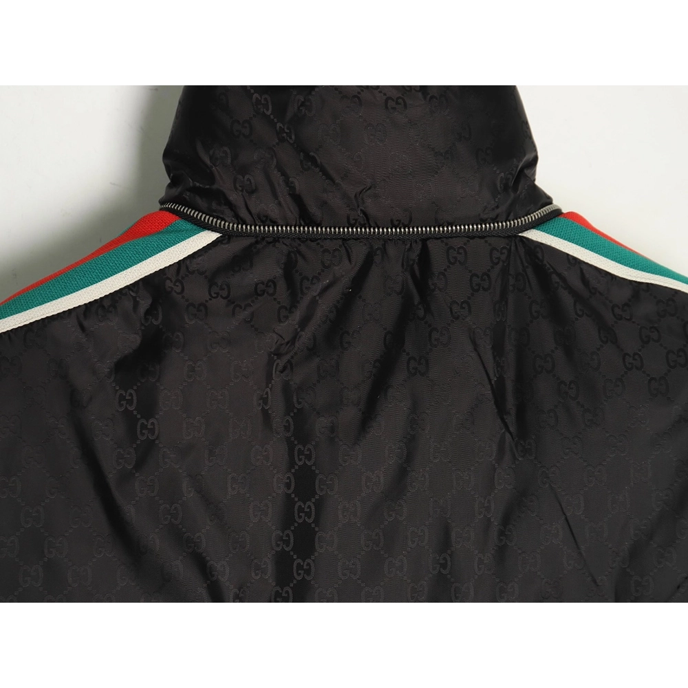 Gucci reflective G jacquard striped down jacket,buy cheap,low price and discount Gucci