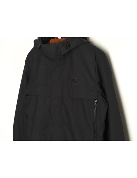 Burberry chest fake pocket embroidered war horse cotton hooded jacket TSK1,Burberry