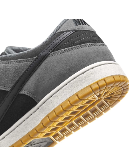 Nike SB Dunk Low Pro Black and Smoke Grey,Dunk SB