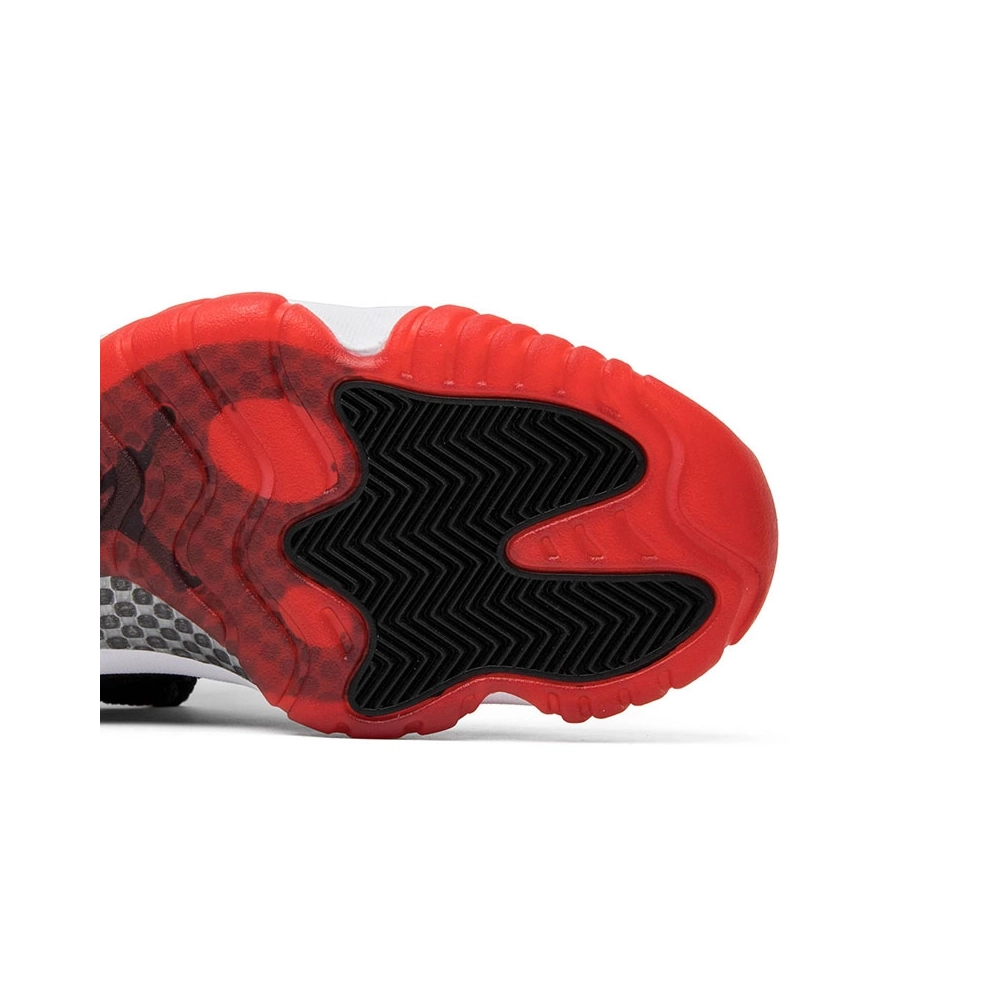 AIR JORDAN 11 RETRO LOW BRED 528895 012,AIR JORDAN 11,Air Jordan