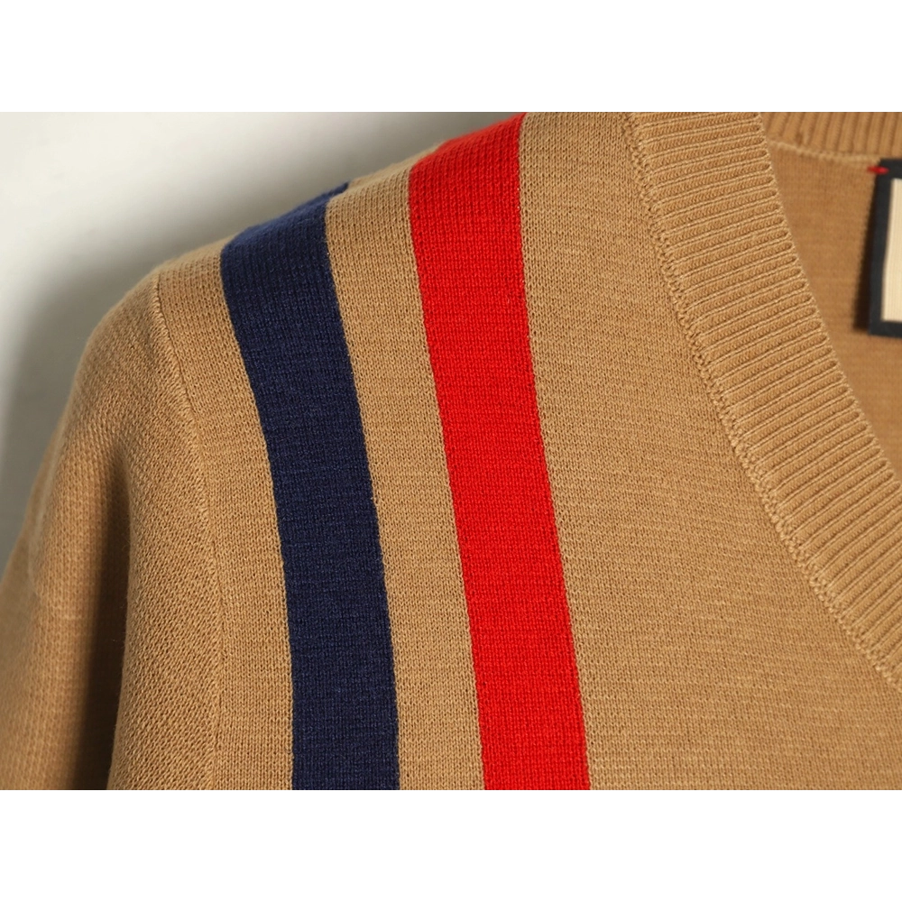 Gucci in low price trust seller,in low price trust seller,Clothing,Buy Cheap Discount Gucci colorblock Vneck interlocking logo k
