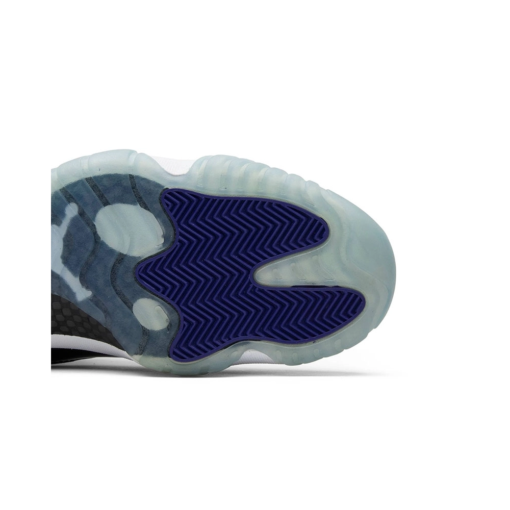 AIR JORDAN 11 RETRO LOW CONCORD 528895 153,AIR JORDAN 11,Air Jordan