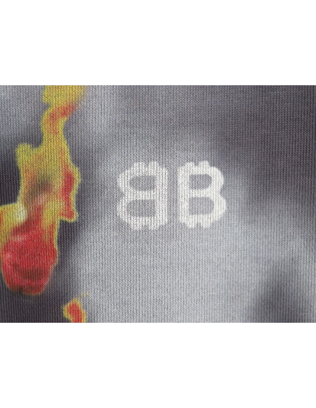 Balenciaga flame pattern crew neck sweatshirt,Balenciaga Sweatshirt,Sweatshirt,APPAREL Clothing