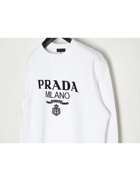 Prada embroidered logo crewneck sweatshirt,Prada Sweatshirt,Sweatshirt,Buy cheap clothing haul France