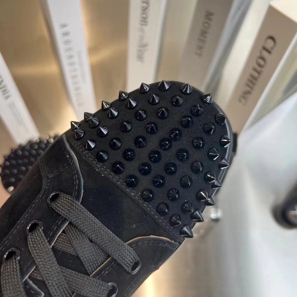 Christian Louboutin Louis Junior Spikes,Christian Louboutin Sneakers