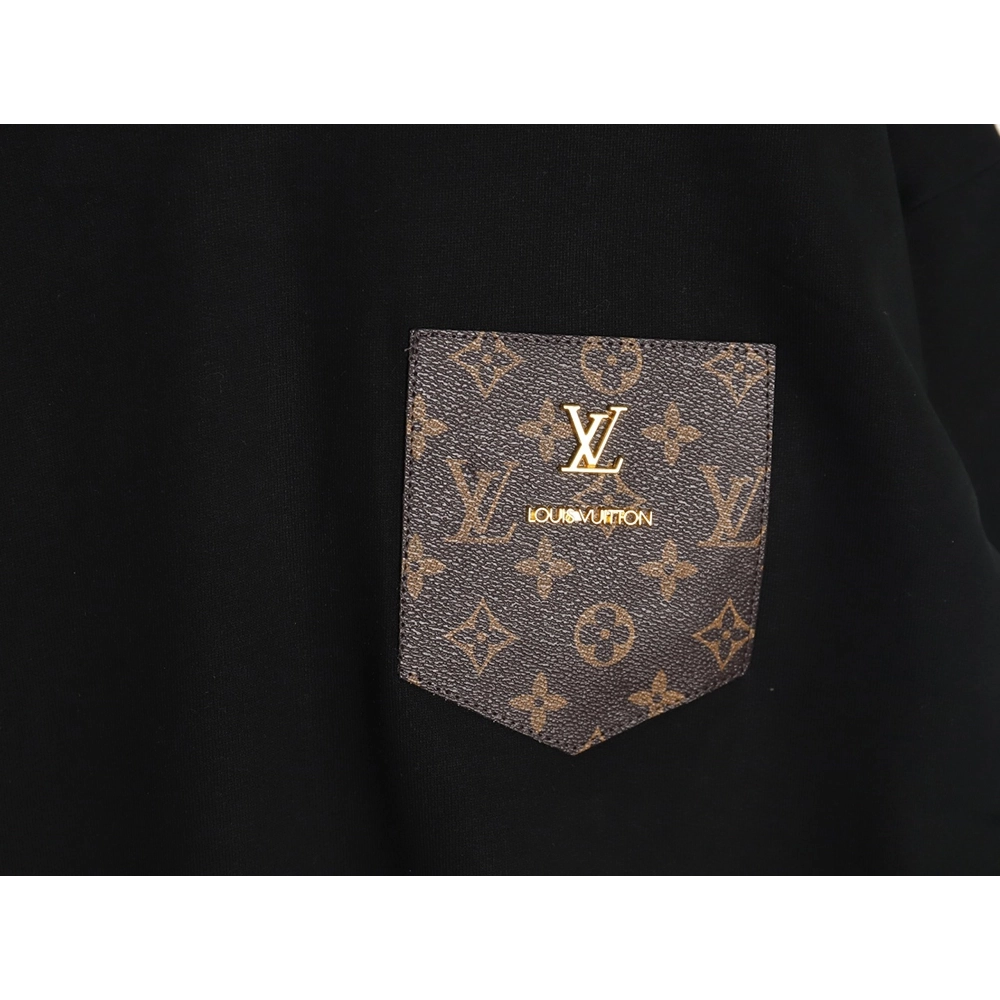 Louis Vuitton presbyopia leather label cotton sweatshirt,Louis Vuitton Sweatshirt,Sweatshirt,APPAREL