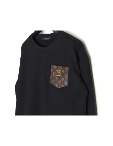 Louis Vuitton presbyopia leather label cotton sweatshirt,Louis Vuitton Sweatshirt,Sweatshirt,APPAREL