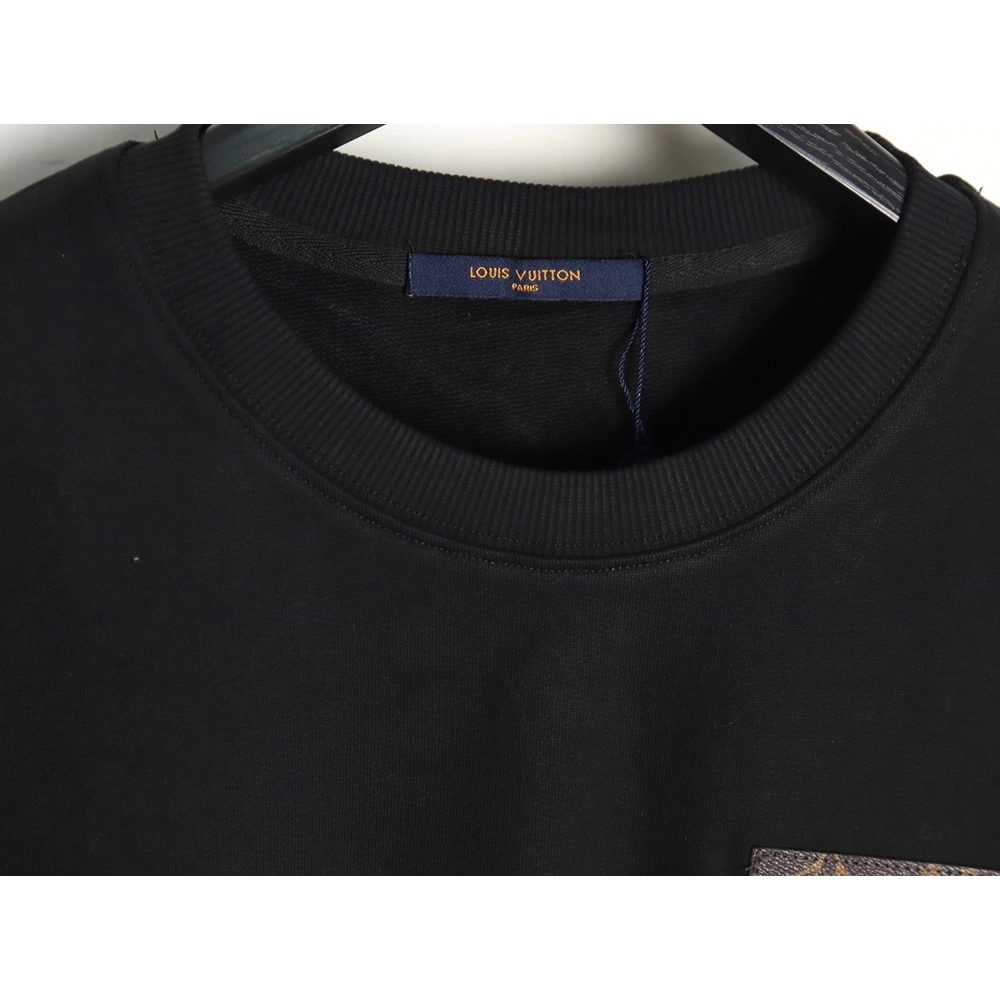 Louis Vuitton presbyopia leather label cotton sweatshirt,Louis Vuitton Sweatshirt,Sweatshirt,APPAREL