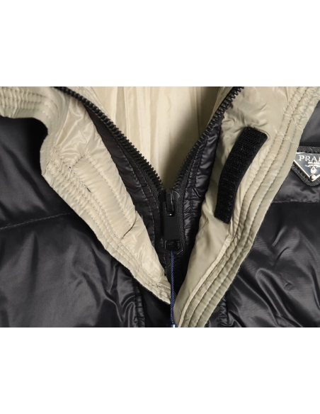 Prada metal triangle logo wide brim hooded down jacket,Prada Jacket,Jacket,APPAREL