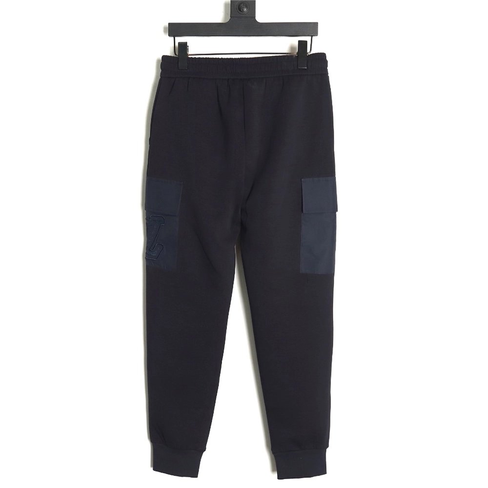Louis Vuitton pocket embroidered logo cotton cargo trousers,Louis Vuitton Jeans,CASUAL PANTS,APPAREL