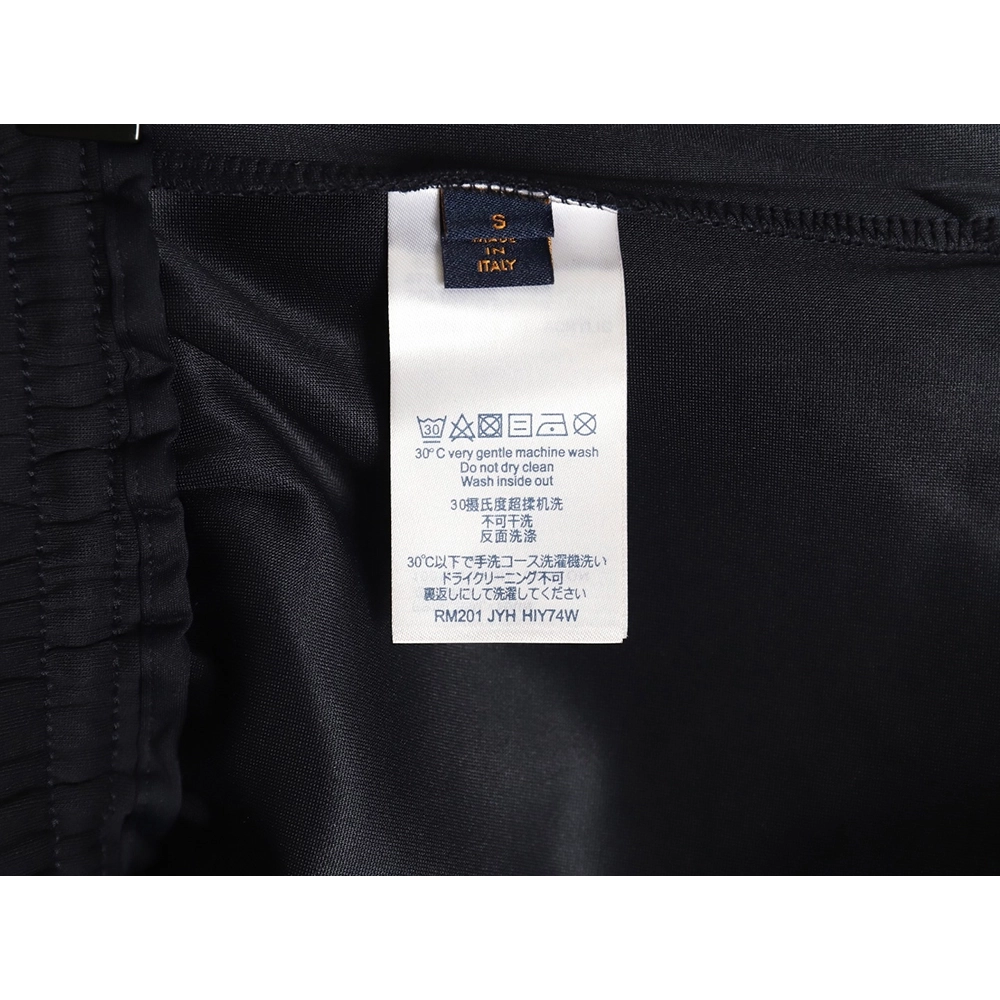 Louis Vuitton pocket embroidered logo cotton cargo trousers,Louis Vuitton Jeans,CASUAL PANTS,APPAREL