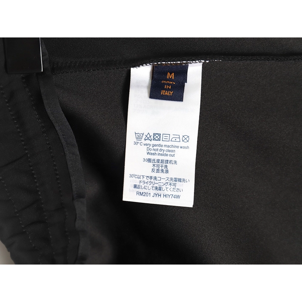 Louis Vuitton pocket embroidered logo cotton cargo trousers,Louis Vuitton Jeans,CASUAL PANTS,APPAREL