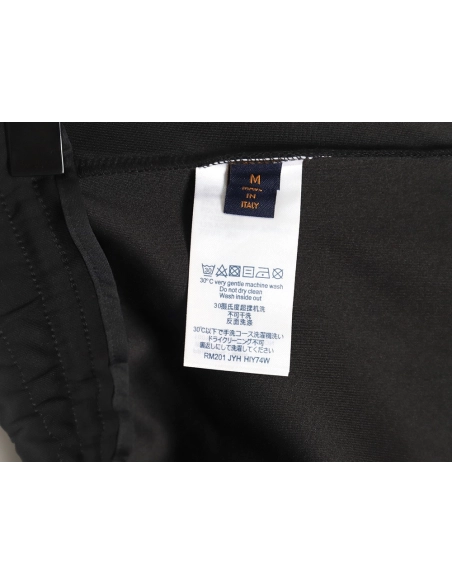 Louis Vuitton pocket embroidered logo cotton cargo trousers,Louis Vuitton Jeans,CASUAL PANTS,APPAREL