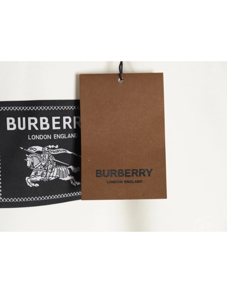 Burberry Warhorse Patch Crewneck Sweatshirt,Burberry Sweatshirt,Sweatshirt,APPAREL