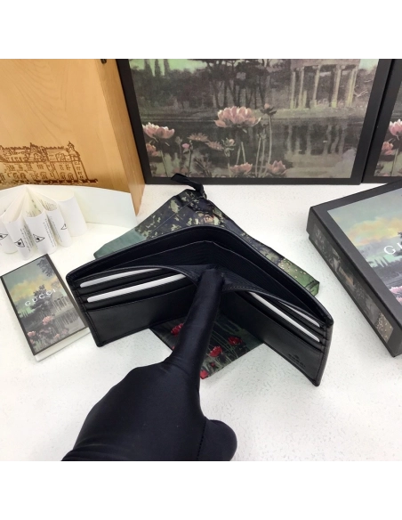 Gucci Wallets 145754