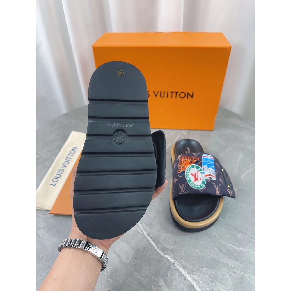 Louis Vuitton Pool Pillow Comfort Mule,Louis Vuitton Slides
