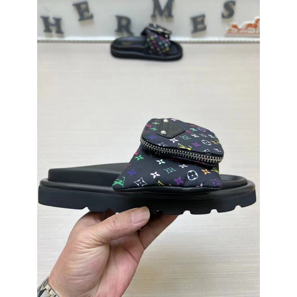 Louis Vuitton TM Pool Pillow Flat Comfort Mule,Louis Vuitton Slides