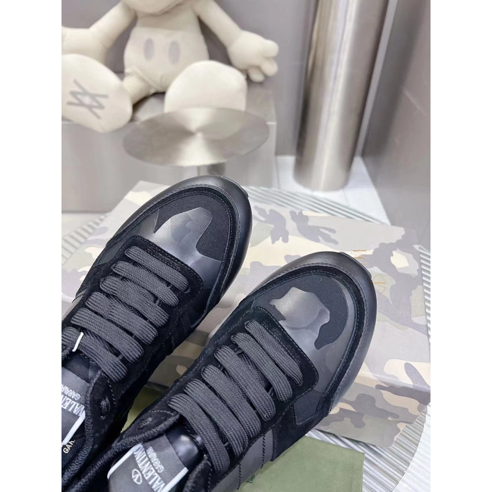 Valention Camouflage Noir Rockrunner Sneaker,Valentino