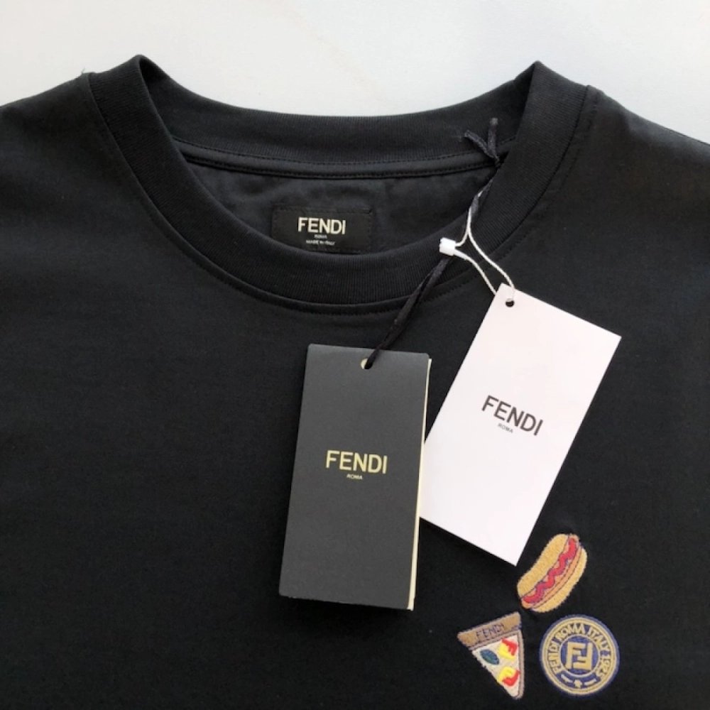 Fendi Black cotton Fendilicious T-shirt,Fendi T Shirt,Tshirt,Low price high quality.