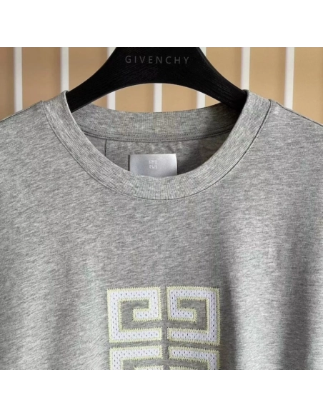Givenchy 4G t-shirt in cotton Grey,Givenchy T Shirt,Tshirt,Low price high quality.