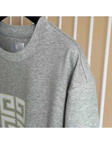 Givenchy 4G t-shirt in cotton Grey,Givenchy T Shirt,Tshirt,Low price high quality.