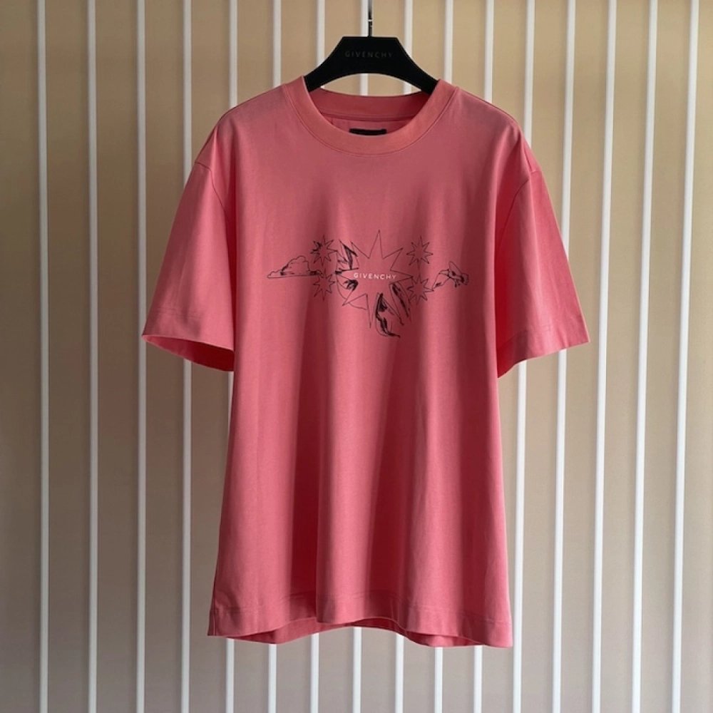 Givenchy Boxy fit t-shirt in cotton GIVENCHY Tarot Pink,Givenchy T Shirt,Tshirt,Low price high quality.