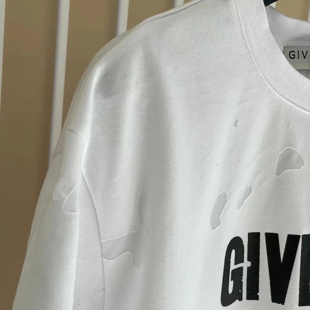 Givenchy Paris Distressed Oversized T Shirt White Black,Givenchy T Shirt,Tshirt,Low price high quality.