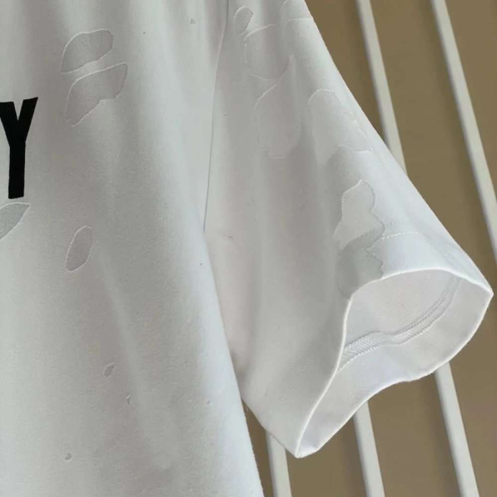 Givenchy Paris Distressed Oversized T Shirt White Black,Givenchy T Shirt,Tshirt,Low price high quality.