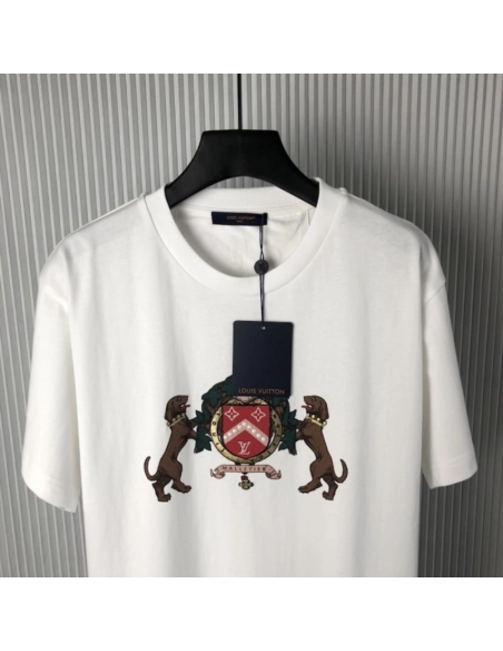 Louis Vuitton Embellished Cotton T-Shirt 1AGJZR,Louis Vuitton T Shirt,Tshirt,Low price high quality.
