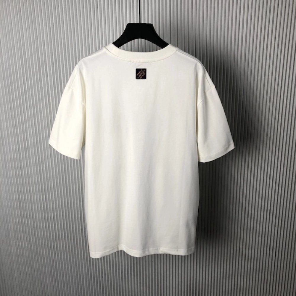 Louis Vuitton Graphic Cotton T-Shirt 1AHCW5,Louis Vuitton T Shirt,Tshirt,Low price high quality.