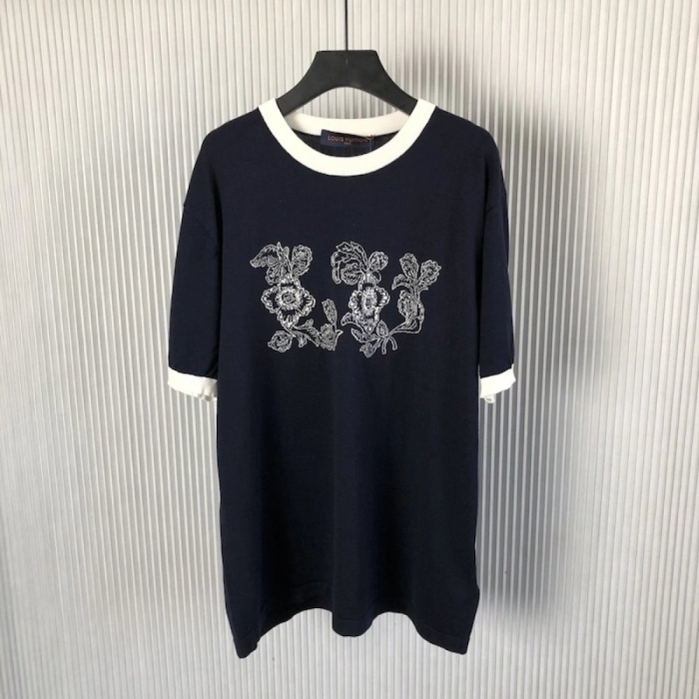 Louis Vuitton Graphic Intarsia Short-Sleeved Cotton Crewneck 1AFXR7,Louis Vuitton T Shirt,Tshirt,Low price high quality.