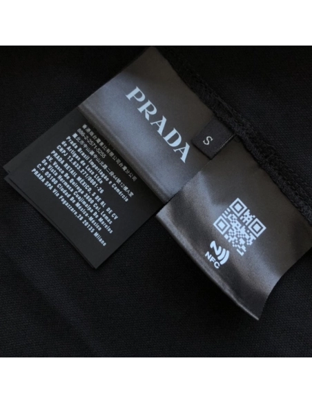 Prada Long-sleeved piqu¨¦ and Re-Nylon polo shirt,Prada Shirt,Shirt,Low price high quality.