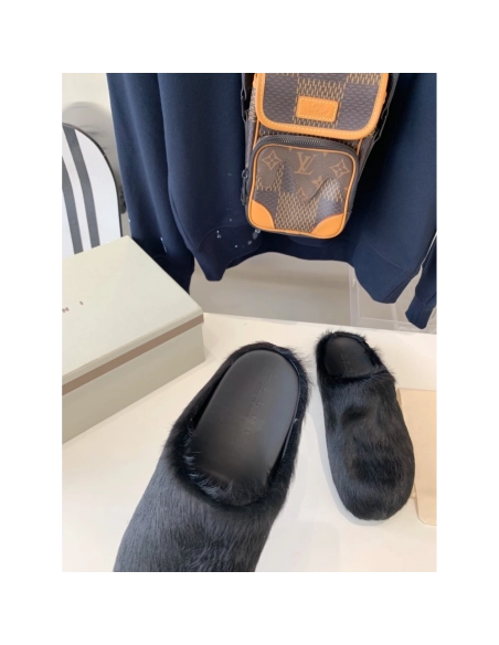 Marni Black LONG-HAIR CALFSKIN FUSSBETT SABOT Slide,Marni Slide,Men Sneakers