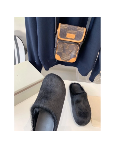 Marni Black LONG-HAIR CALFSKIN FUSSBETT SABOT Slide,Marni Slide,Men Sneakers