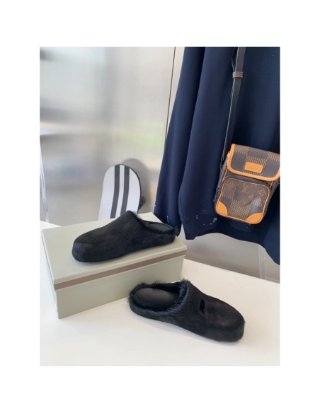 Marni Black LONG-HAIR CALFSKIN FUSSBETT SABOT Slide,Marni Slide,Men Sneakers