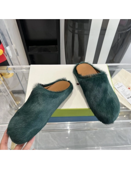 Marni Green LONG-HAIR CALFSKIN FUSSBETT SABOT Slide Green PB,Marni Slide,Men Sneakers