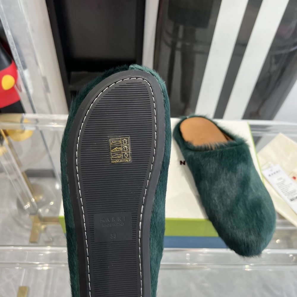 Marni Green LONG-HAIR CALFSKIN FUSSBETT SABOT Slide Green PB,Marni Slide,Men Sneakers