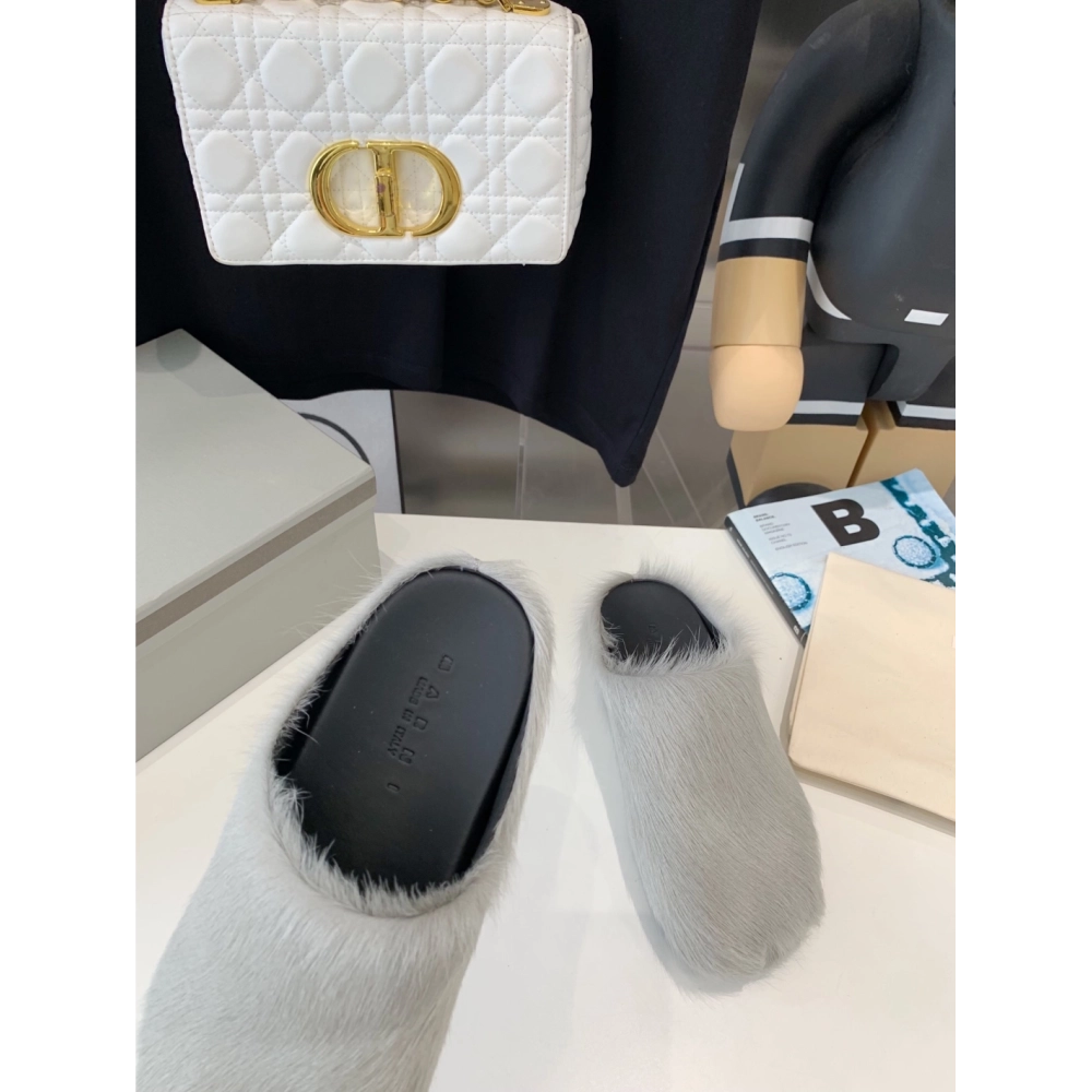 Marni Grey LONG-HAIR CALFSKIN FUSSBETT SABOT Slide,Marni Slide,Men Sneakers