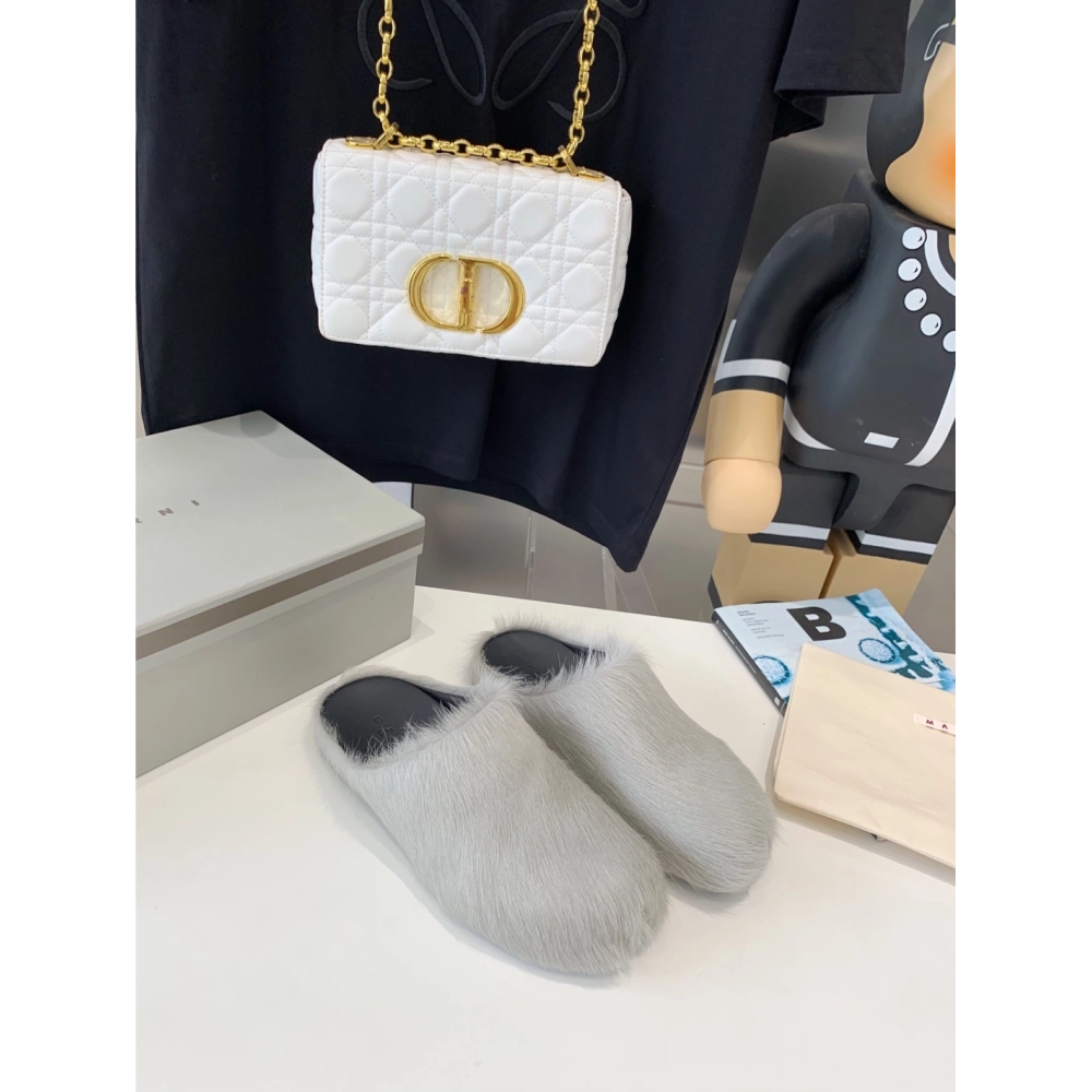 Marni Grey LONG-HAIR CALFSKIN FUSSBETT SABOT Slide,Marni Slide,Men Sneakers