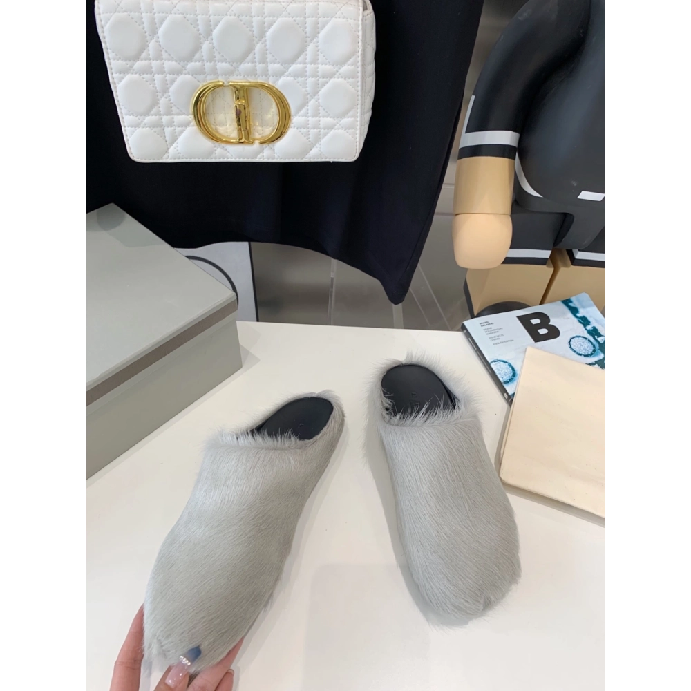 Marni Grey LONG-HAIR CALFSKIN FUSSBETT SABOT Slide,Marni Slide,Men Sneakers