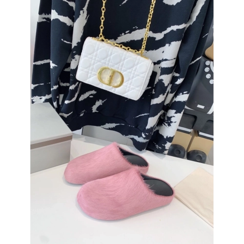 Marni Pink LONG-HAIR CALFSKIN FUSSBETT SABOT Slide,Marni Slide,Men Sneakers