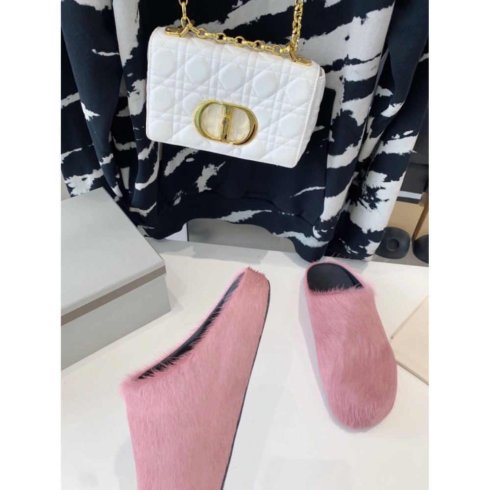 Marni Pink LONG-HAIR CALFSKIN FUSSBETT SABOT Slide,Marni Slide,Men Sneakers