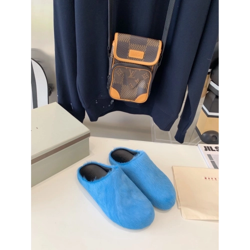 Marni Blue LONG-HAIR CALFSKIN FUSSBETT SABOT Slide,Marni Slide,Men Sneakers