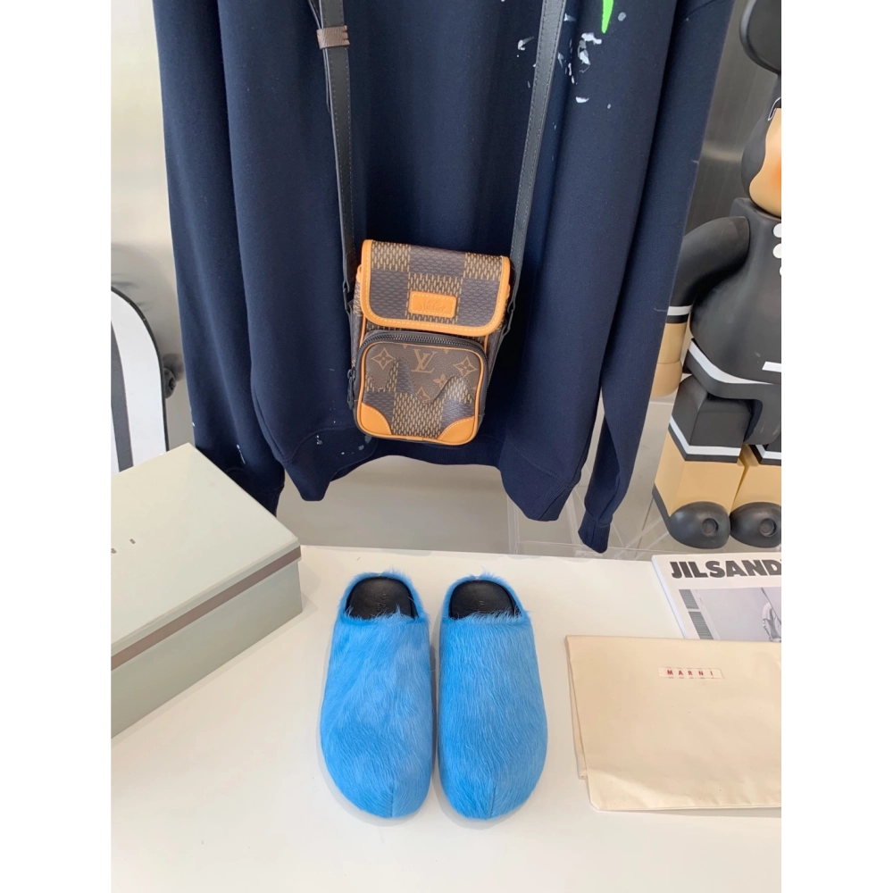 Marni Blue LONG-HAIR CALFSKIN FUSSBETT SABOT Slide,Marni Slide,Men Sneakers