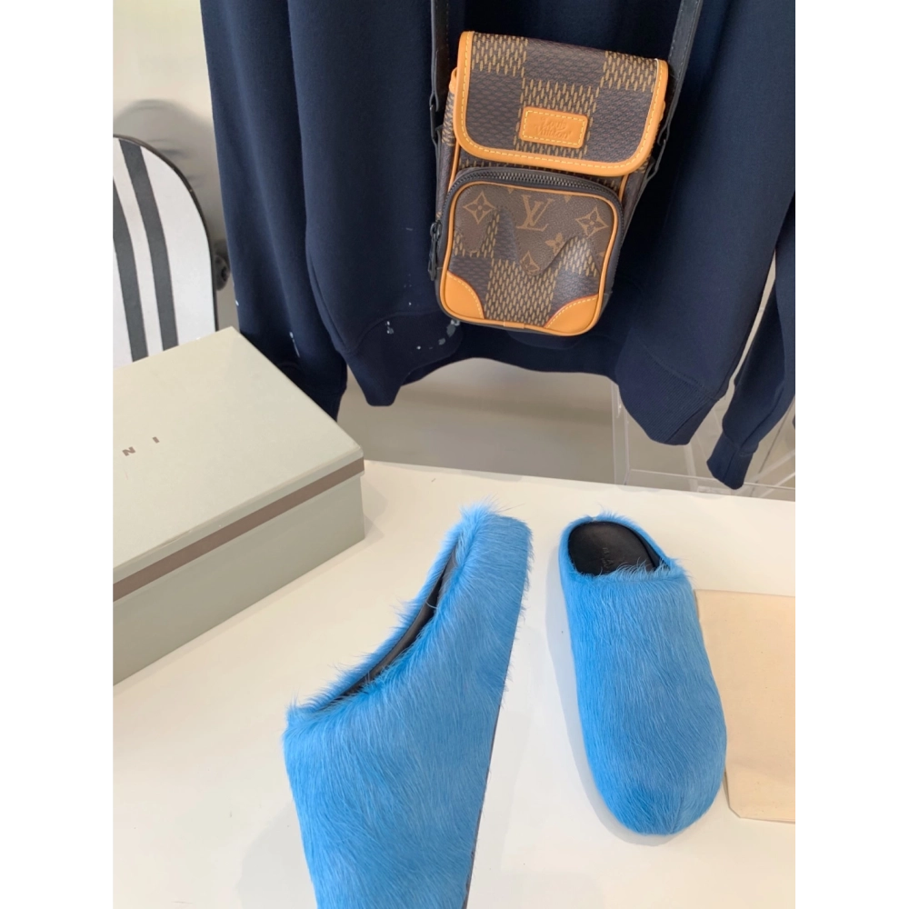 Marni Blue LONG-HAIR CALFSKIN FUSSBETT SABOT Slide,Marni Slide,Men Sneakers