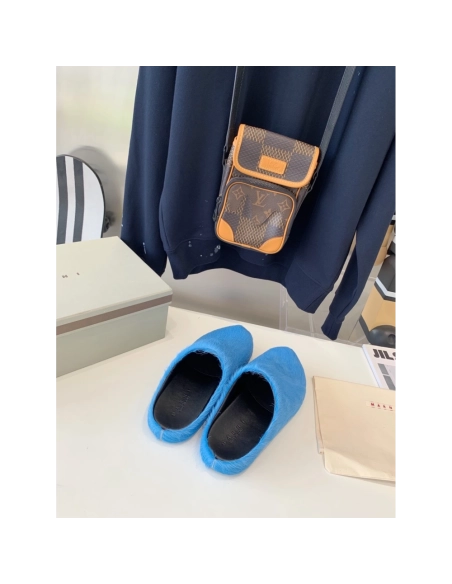 Marni Blue LONG-HAIR CALFSKIN FUSSBETT SABOT Slide,Marni Slide,Men Sneakers