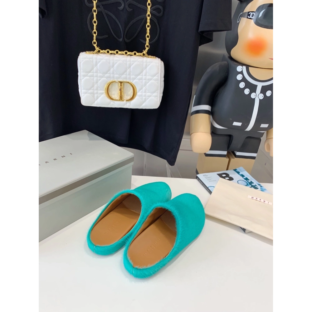 Marni Green LONG-HAIR CALFSKIN FUSSBETT SABOT Slide,Marni Slide,Men Sneakers